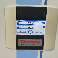 Thermo Scientific Heracell 150i CO2 Incubator image 2